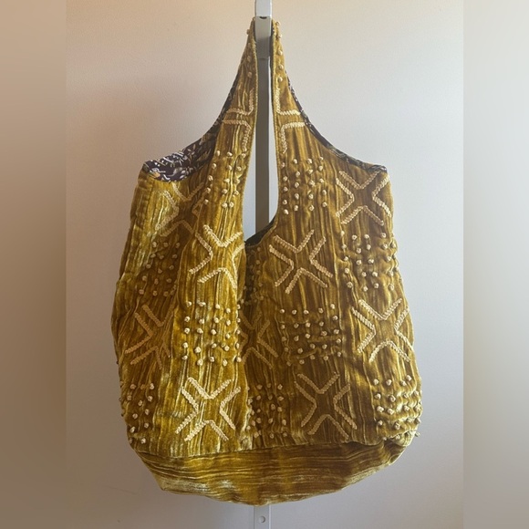 NWT Free People Vienna Velvet Bag Sun Yellow Embelished - Picture 6 of 8